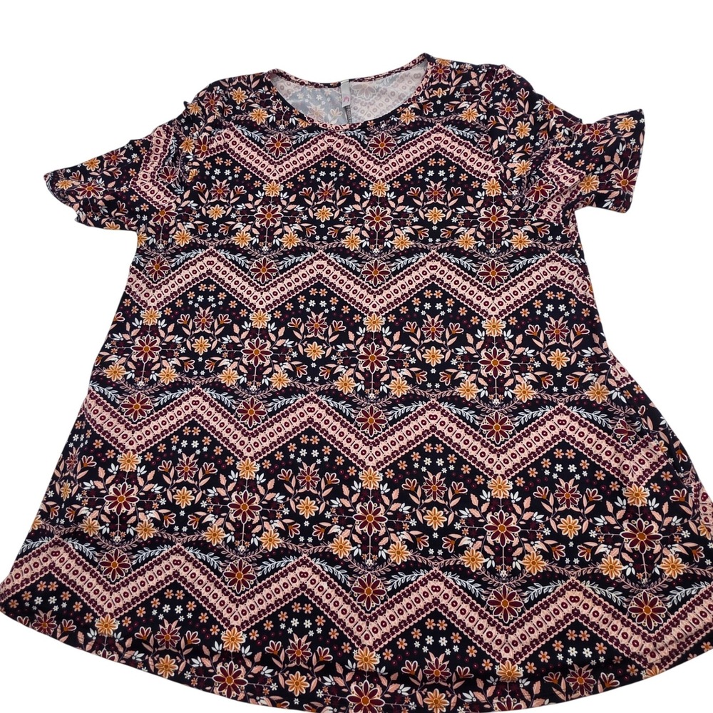 LuLaRoe Tunic Top Womens 2XL Multi-Color Boho Floral Chevron Short Sleeve